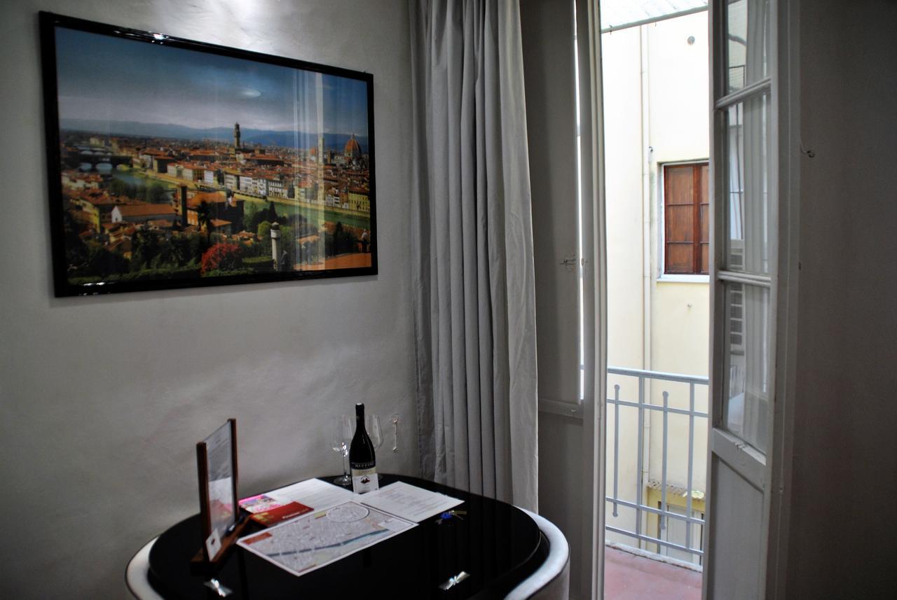 赛维佛罗伦萨司丽普套房公寓 外观 照片